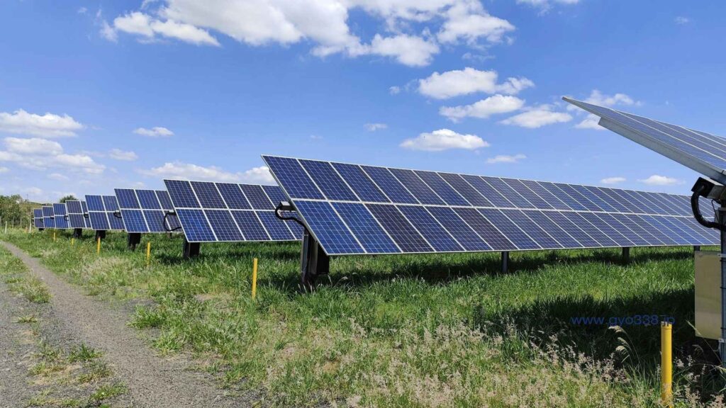 太陽光パネルの画像